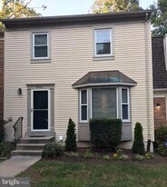 4002 Championship Dr in Annandale, VA - Building Photo