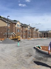 Robinson Park in Harrisonburg, VA - Foto de edificio - Building Photo