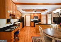 4103 Corbin Hall Ln in Fredericksburg, VA - Foto de edificio - Building Photo