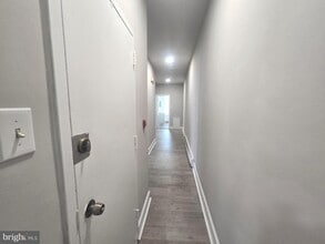 820 Wynnewood Rd in Philadelphia, PA - Building Photo - Building Photo