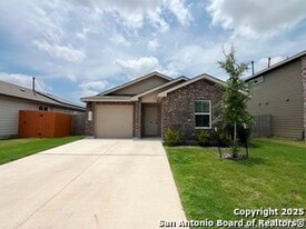 13814 Whisper Bnd in San Antonio, TX - Building Photo