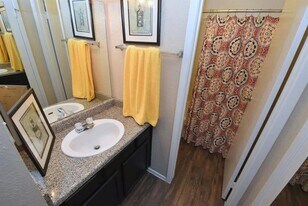 1230 Farm to Market 1960 Bypass Rd E in Humble, TX - Building Photo