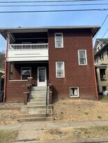 110 Edgwood St, Unit Second floor in Wheeling, WV - Building Photo