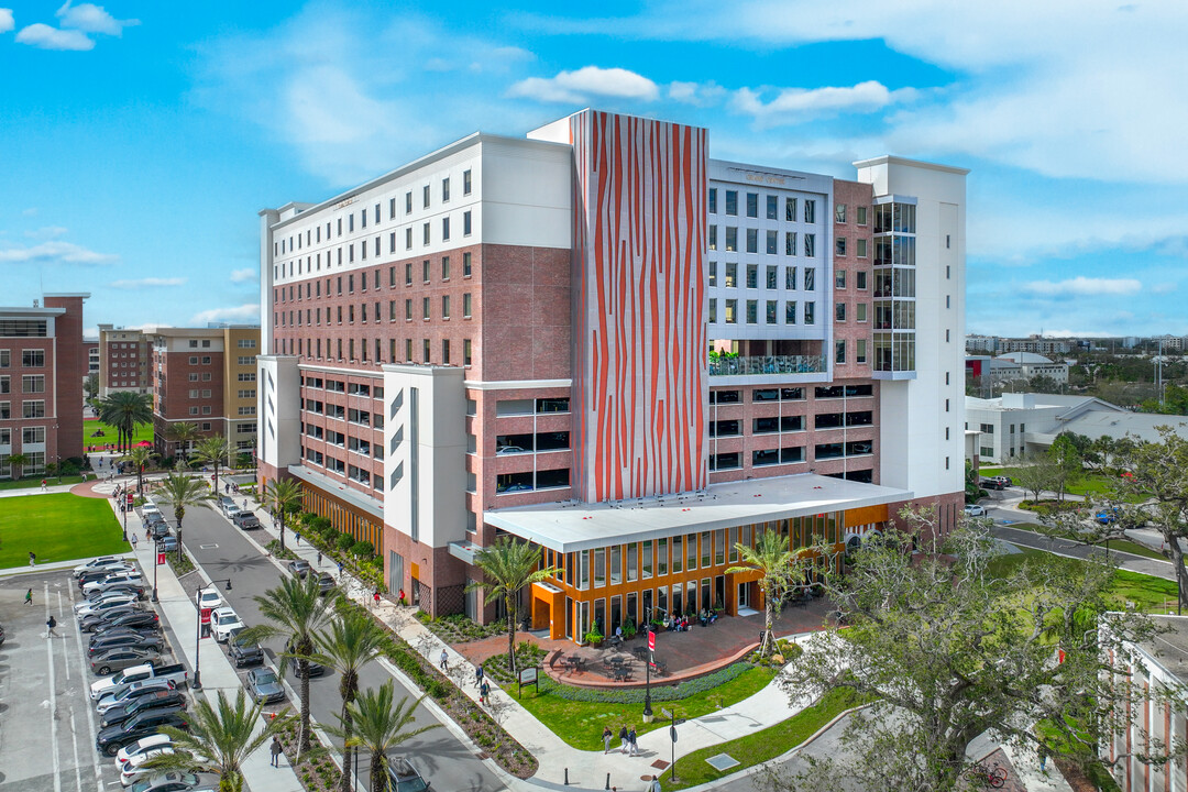 530 University Dr in Tampa, FL - Building Photo