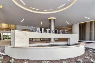 301 1st St S in St. Petersburg, FL - Building Photo - Building Photo