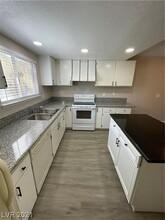 4441 Rich Dr in Las Vegas, NV - Building Photo - Building Photo