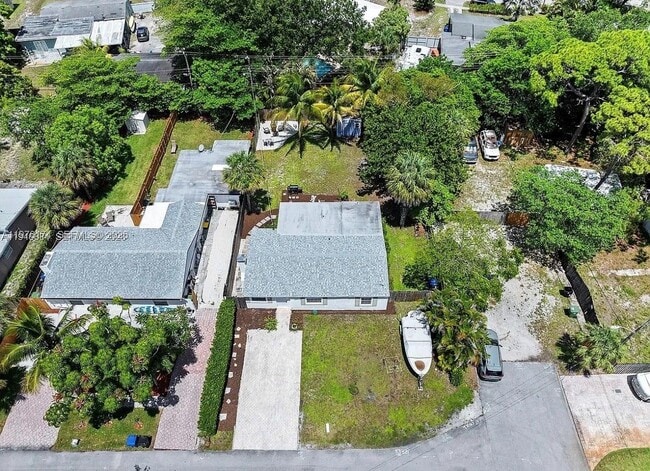 1480 SW 26th Ave in Fort Lauderdale, FL - Building Photo - Building Photo