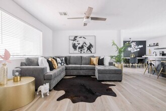 6844 E Willetta St in Scottsdale, AZ - Foto de edificio - Building Photo