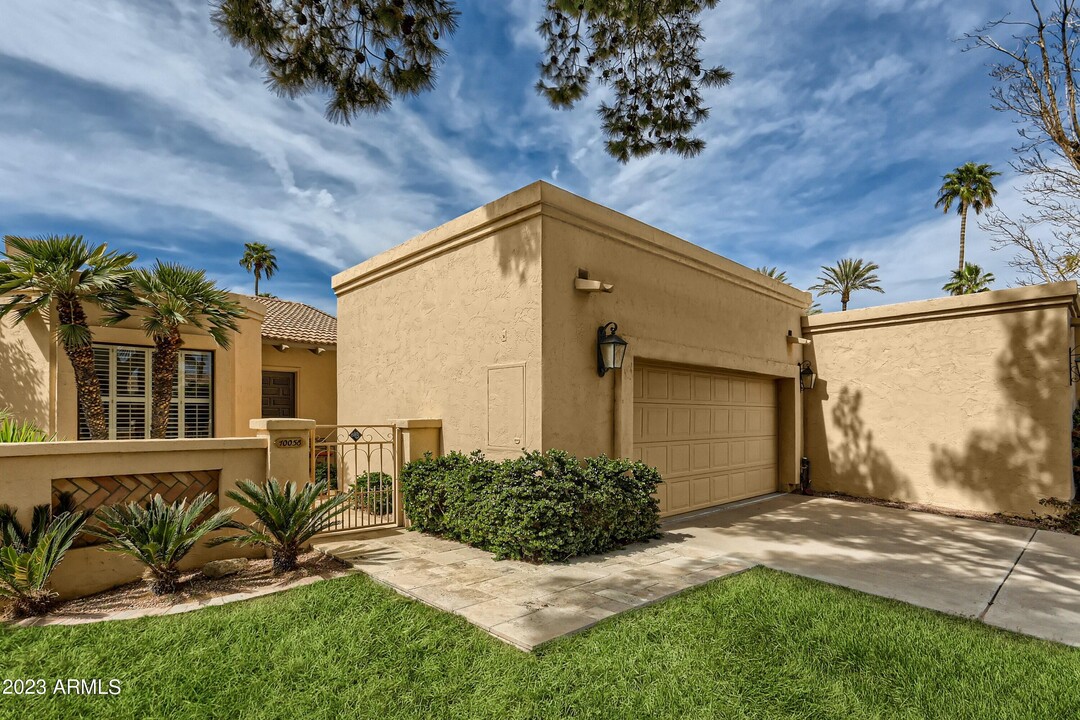 10058 E Cinnabar Ave in Scottsdale, AZ - Building Photo