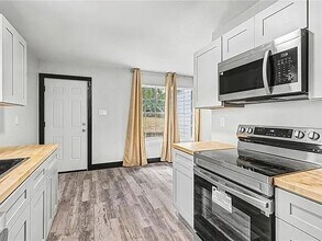 2513 N Pinecliff Ct in Mobile, AL - Building Photo - Building Photo