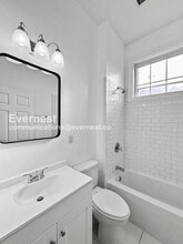 1815 W Grace St, Unit Apt 2 in Richmond, VA - Building Photo - Building Photo