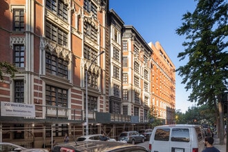 342 W 85th St in New York, NY - Building Photo - Building Photo