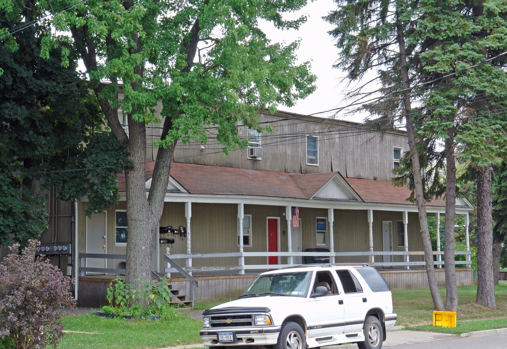 4 N Liberty Ave in Endicott, NY - Building Photo