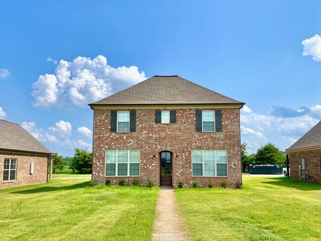 property at 365 Azalea Dr