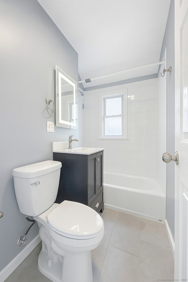 771 Pearl Harbor St in Bridgeport, CT - Building Photo - Building Photo