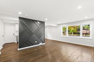 15041 Irving Ave in Dolton, IL - Building Photo - Building Photo