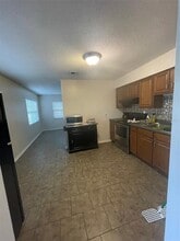 204 Callitris Ave in Polk City, FL - Building Photo - Building Photo