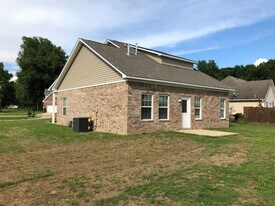 9 Shea Cv in Atoka, TN - Building Photo