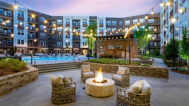 property at 3100 Commerce Ave NW