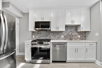 35 Crittenden St NE in Washington, DC - Building Photo - Building Photo