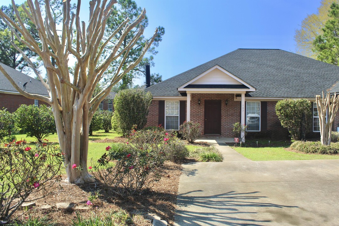 103 Westcott Ln in Albany, GA - Foto de edificio