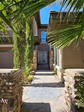 11388 Vernazza Ct in Las Vegas, NV - Foto de edificio - Building Photo