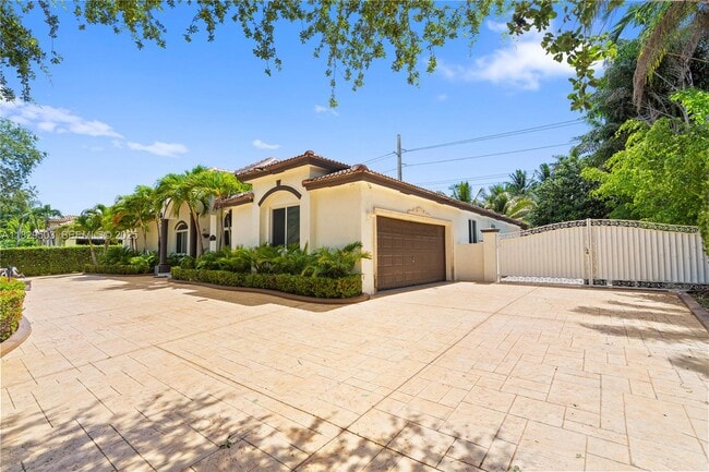 property at 16601 SW 87th Ct