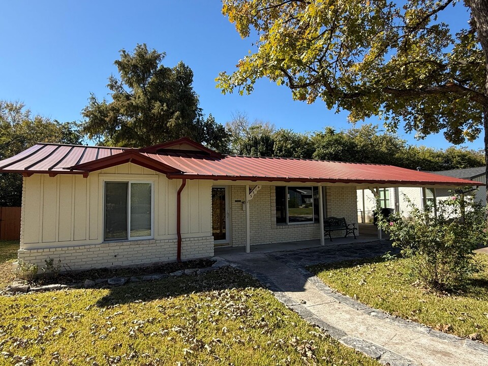 5514 Delwood Dr in Austin, TX - Building Photo