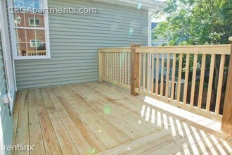 418 High St-Unit -# 2 in Medford, MA - Foto de edificio - Building Photo