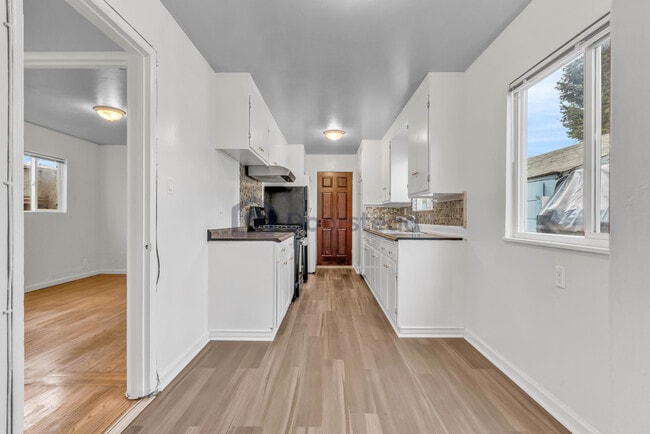 2632 38th Ave in Oakland, CA - Foto de edificio - Building Photo