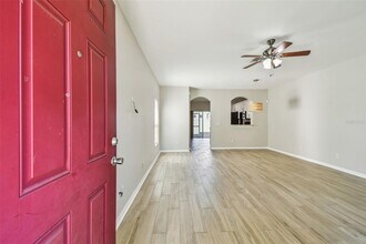 16227 Swan View Cir in Odessa, FL - Building Photo - Building Photo