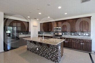 10169 W Los Gatos Dr in Peoria, AZ - Building Photo - Building Photo