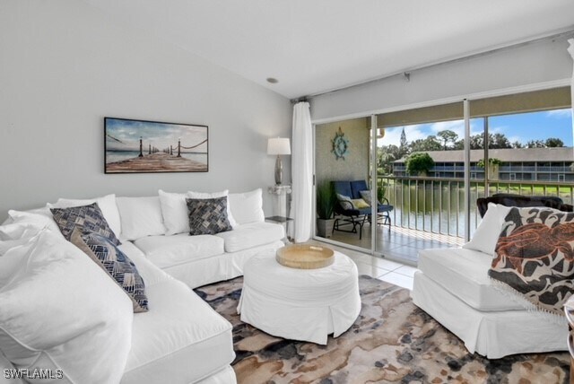 1290 Yesica Ann Cir in Naples, FL - Building Photo - Building Photo