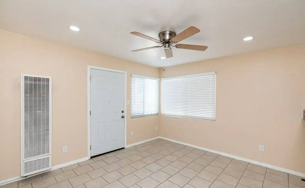 4213-42235 Winona Ave in San Diego, CA - Building Photo