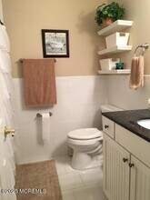 16 Banning Ct in Toms River, NJ - Building Photo - Building Photo