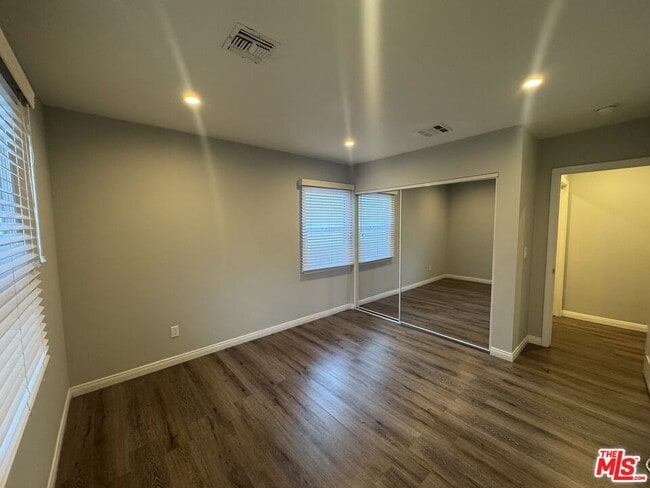 6303 Vicland Pl in Los Angeles, CA - Building Photo - Building Photo