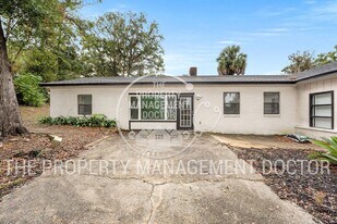 4154 Trout River Blvd in Jacksonville, FL - Building Photo