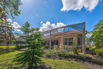 4374 Via Del Villetti Dr in Venice, FL - Building Photo - Building Photo