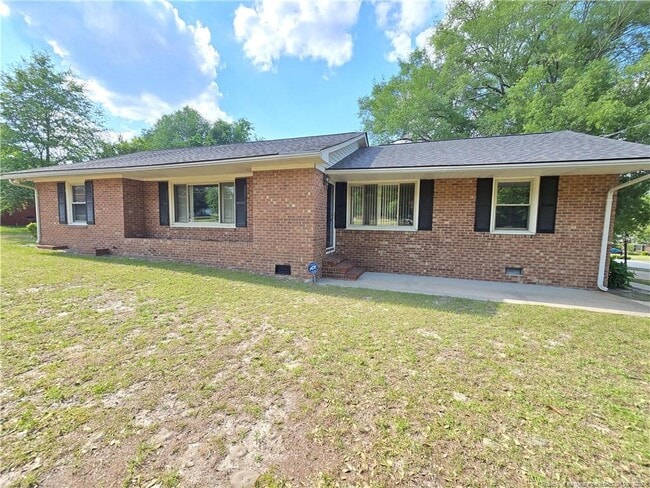 property at 2512 Cumberland Rd
