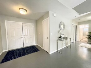 27205 Landau Blvd in Cathedral City, CA - Building Photo - Building Photo