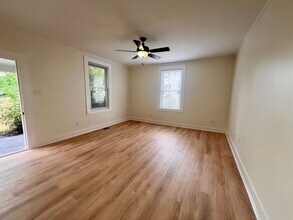 810 Stonehenge Ave in Charlottesville, VA - Building Photo - Building Photo