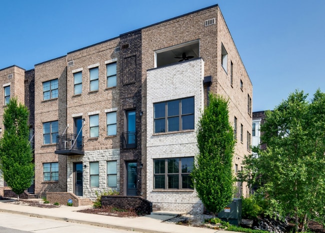 property at 736 Inspiration Blvd