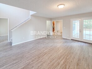 153 Brasch Park Dr in Grantville, GA - Foto de edificio - Building Photo