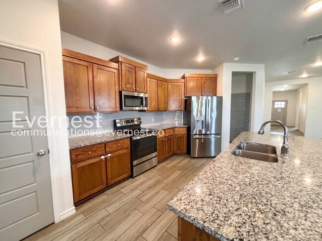 2204 Hornbeam St in Temple, TX - Building Photo - Building Photo