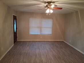 4606 Begonia St in Victoria, TX - Building Photo - Building Photo