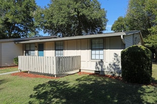 Cedarwood in Ocala, FL - Building Photo