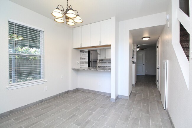 7215 Spanish Trail, Unit #1 in Pensacola, FL - Building Photo - Building Photo