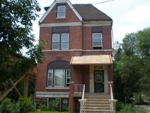 property at 5910 S Michigan Ave