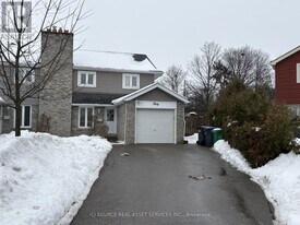 30 Thatcher Ct in Brampton, ON - Building Photo