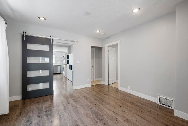 1468 S 300 E in Salt Lake City, UT - Building Photo - Building Photo